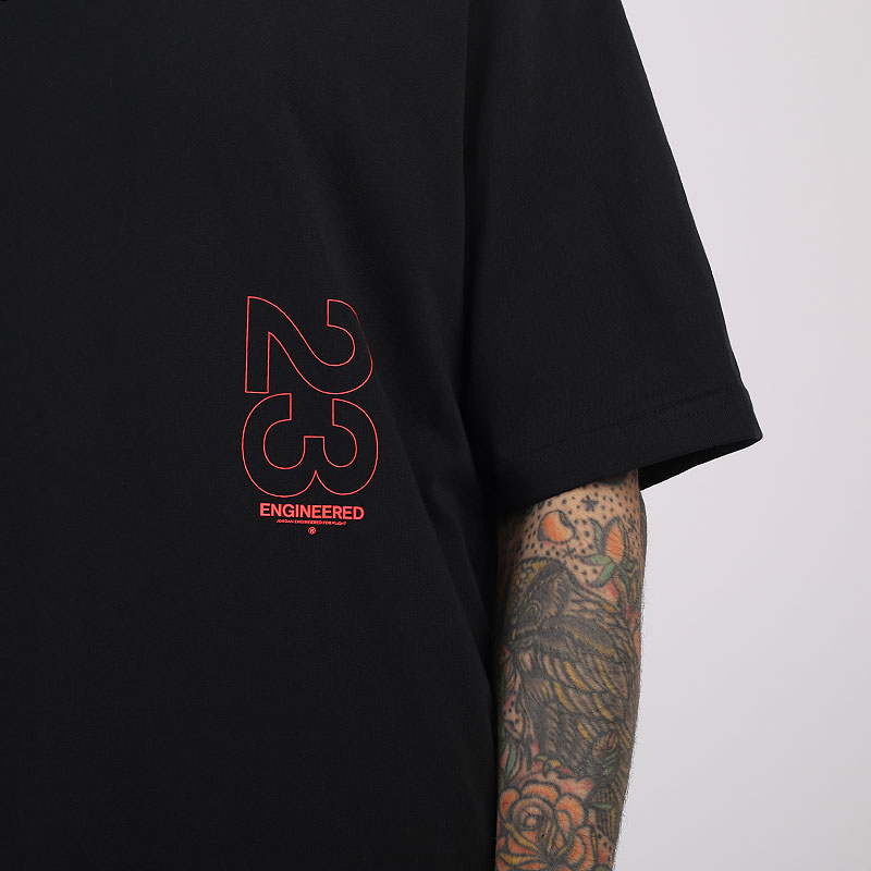Мужская футболка Jordan 23 Engineered Short-Sleeve Crew (CN3103-010)  - цена, описание, фото 2